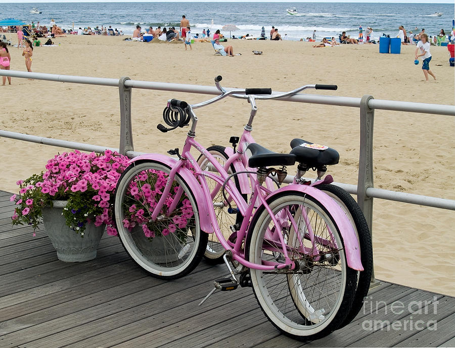 women's pink bicycles