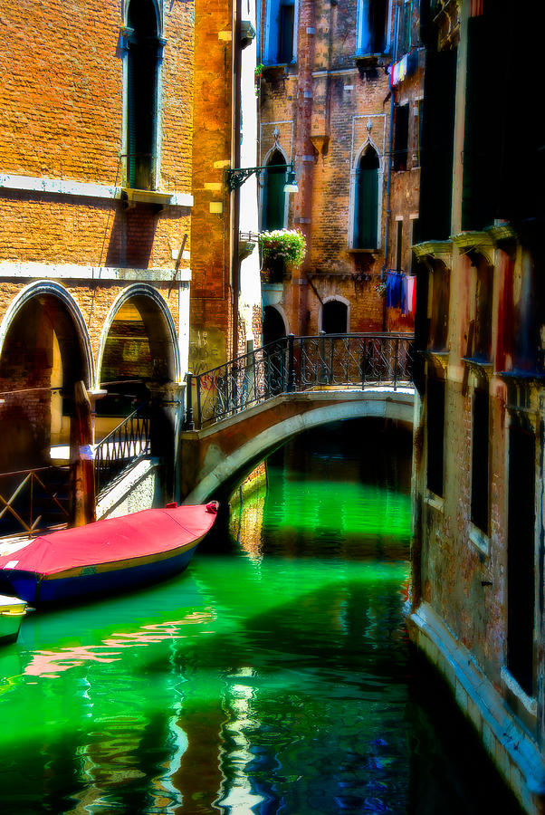 Pink Boat and Canal Photograph by Harry Spitz