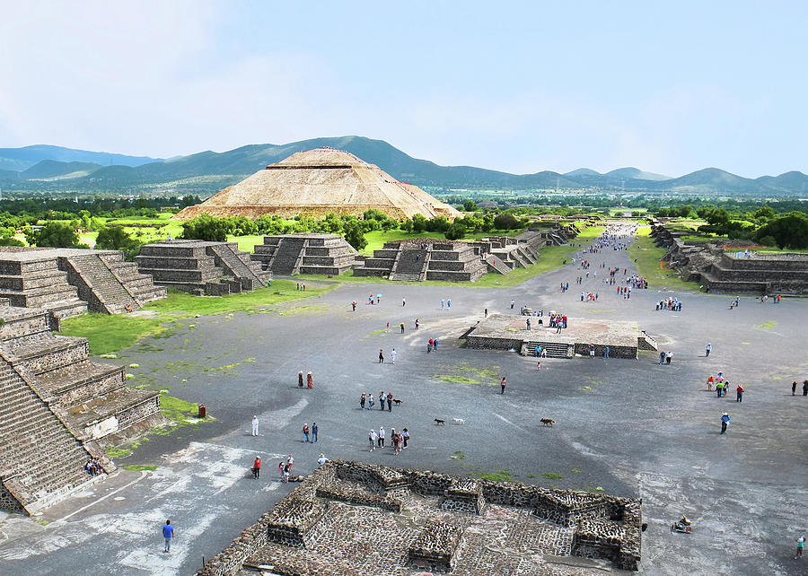 Piramide del Sol en el sol Photograph by Frits Lourens - Fine Art America