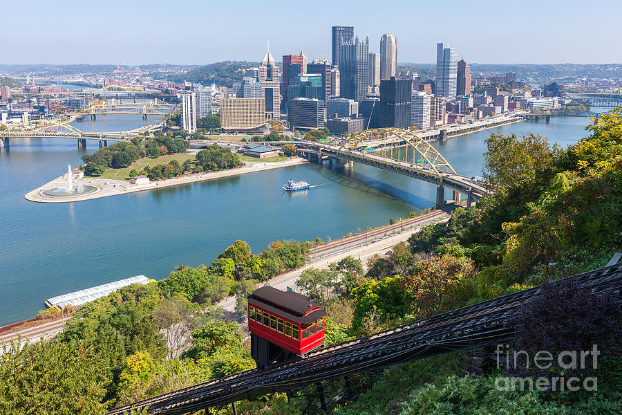 Pittsburgh Duquesne Incline and Skyline I Photograph by Clarence Holmes