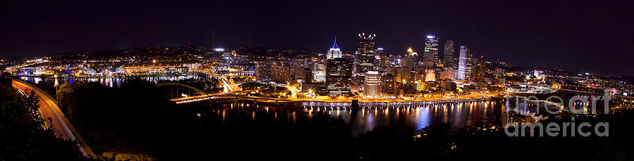 Pittsburgh Pennsylvania - Panoramic Photograph by Anthony Totah
