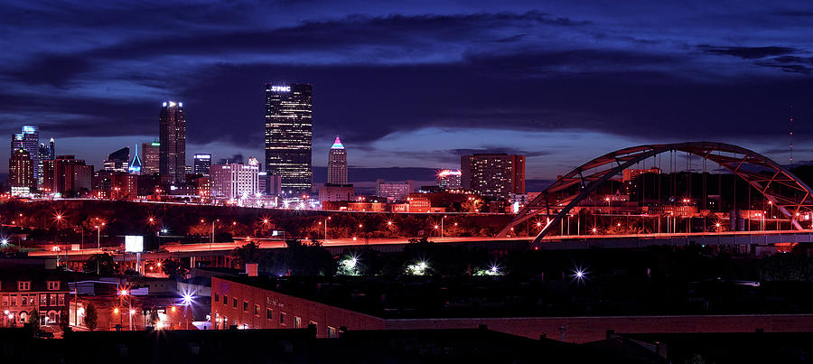 Pittsburgh Skyline by Teresa Mann Pittsburgh Skyline by Teresa Mann