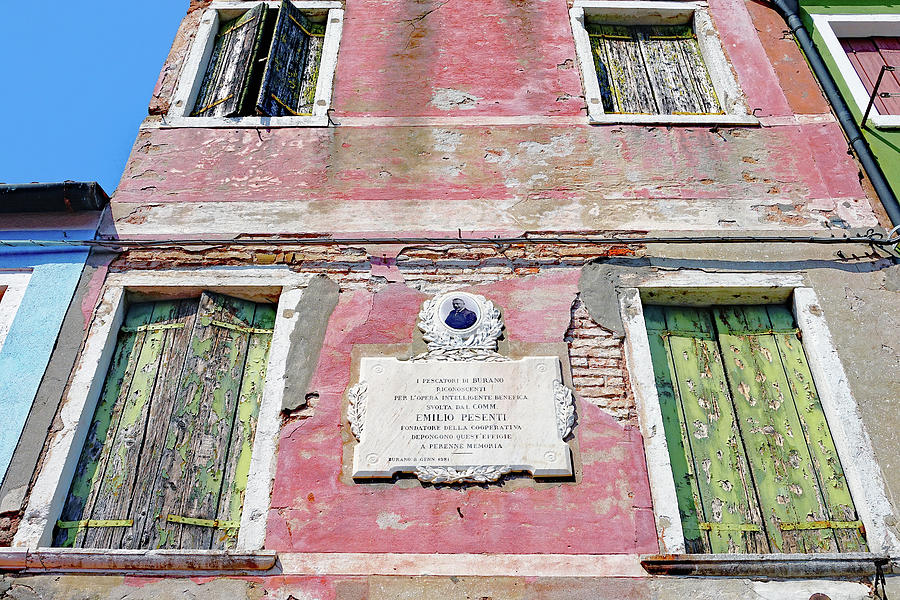 Plaque Honoring Emilio Pesenti On The Island Of Burano, Italy Photograph by Rick Rosenshein