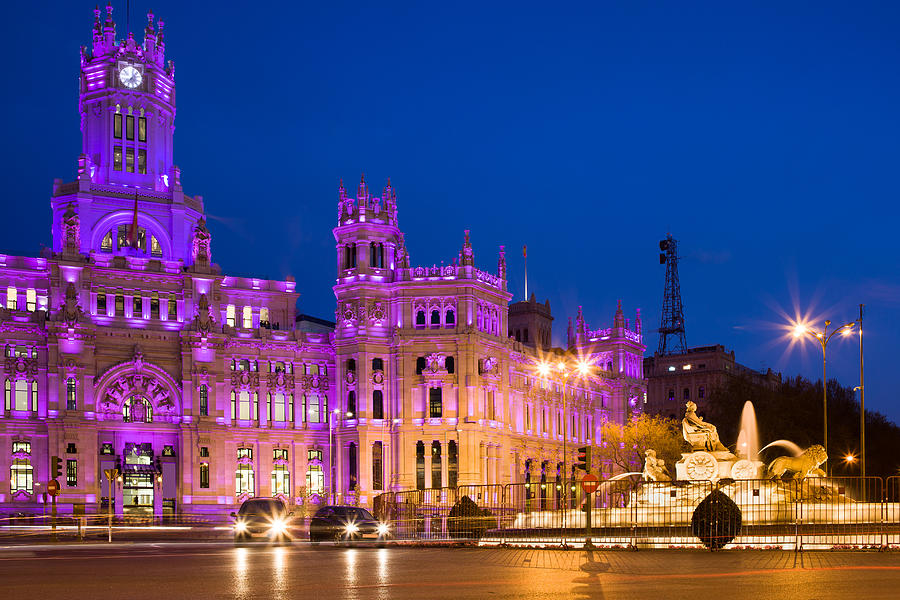 Plaza de Cibeles in Madrid Photograph by Artur Bogacki