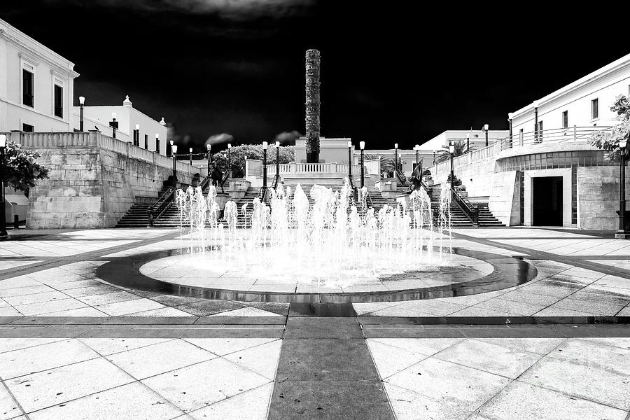 Plaza del Totem San Juan Photograph by John Rizzuto