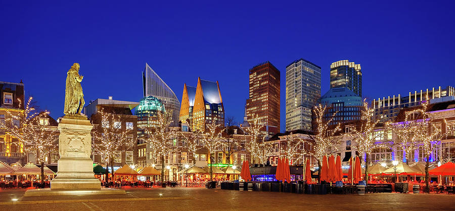 The Hague Photograph - Plein at Blue Hour - the Hague by Barry O Carroll The Hague Photograph - Plein at Blue Hour - the Hague by Barry O Carroll