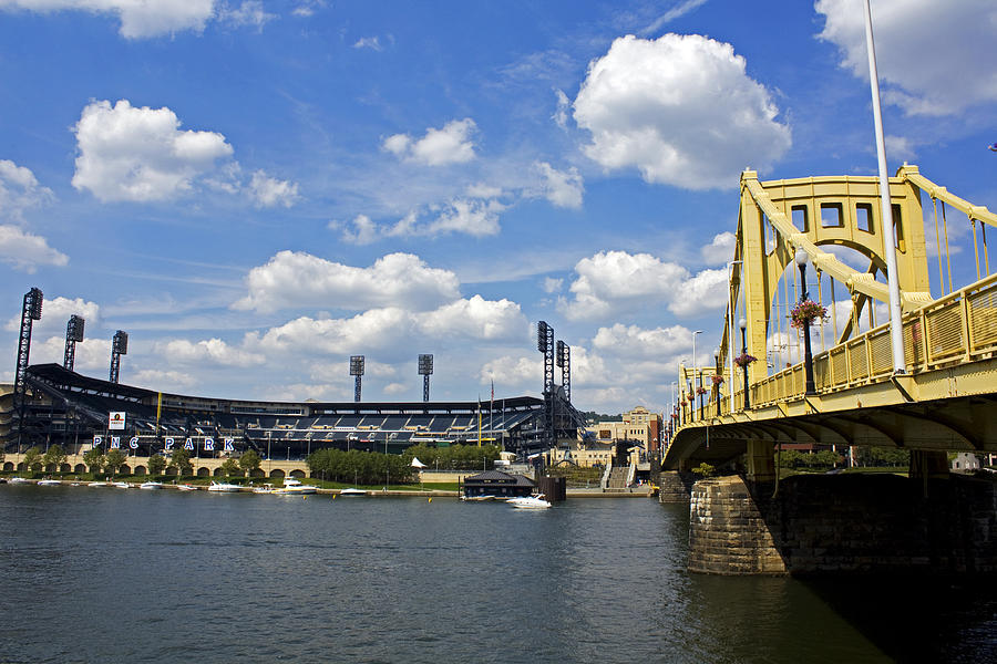 Pittsburgh Pirates 17 x 26 PNC Park Clemente Bridge Minimalist Art Giclee Print