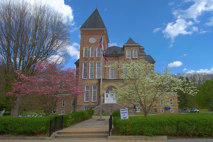 Pocahontas County Courthouse Photograph by Daniel Houghton