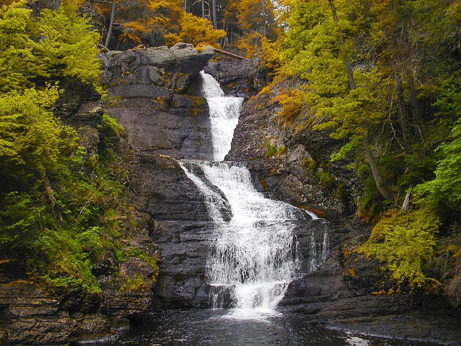 Pocono Mountains Waterfall - Raymondskill Falls Autumn Photograph by Bill Cannon