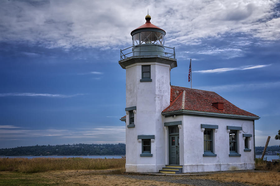 Lighthouse Photograph - Point Robinson Lighthouse by Joan Carroll