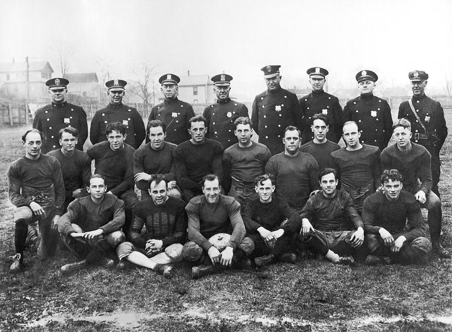 Police Team To Play Prisoners Photograph by Underwood Archives