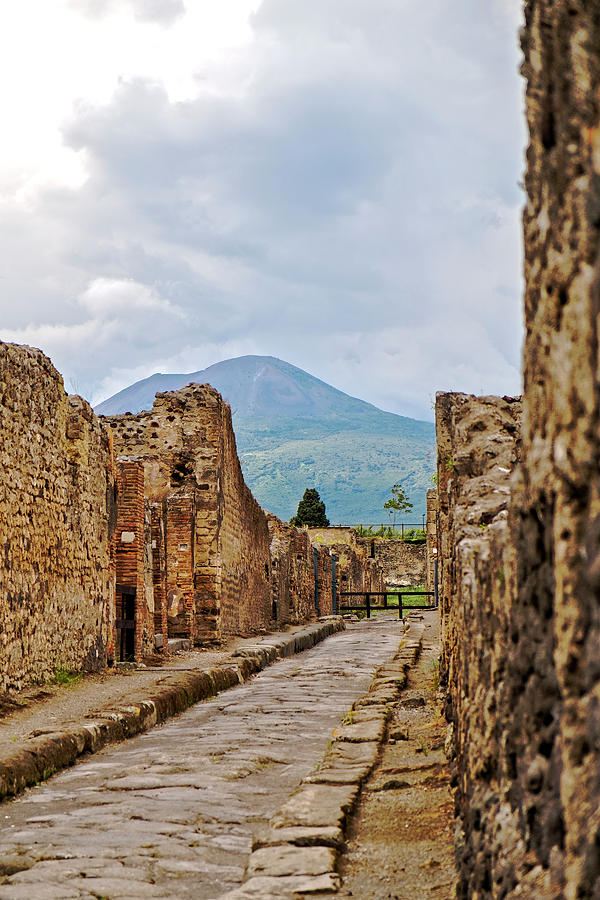 Pompeii Street Photograph by Catherine Reading