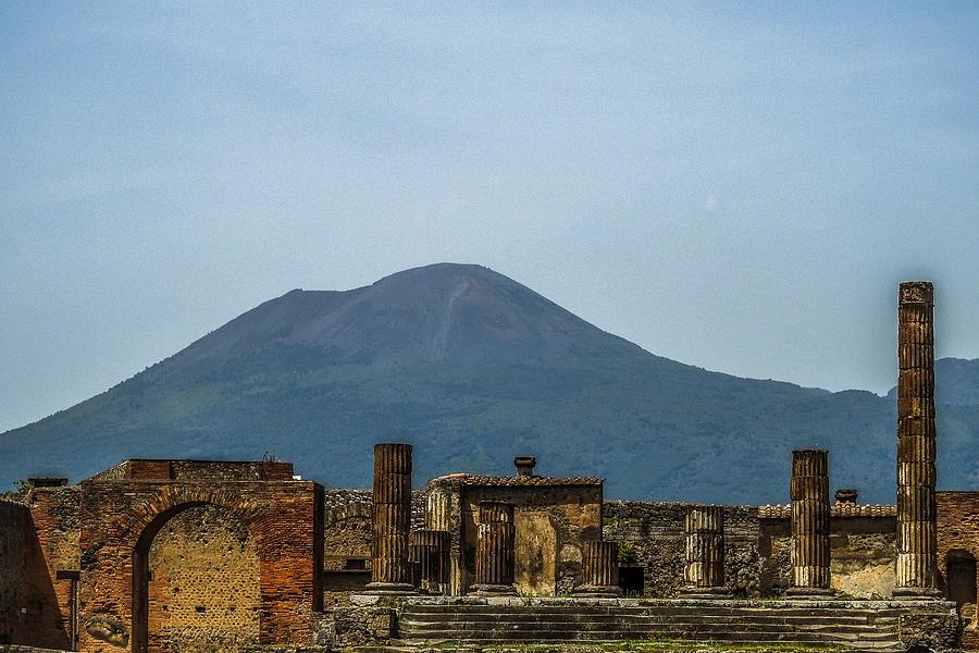 Pompeiis Temple of Jupiter and Mount Vesuvius Photograph by Marilyn Burton
