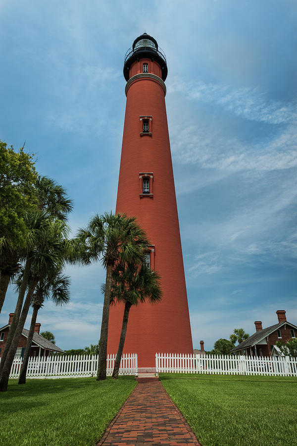 Ponce Inlet Lighthouse Florida Photograph by Tammy Ray