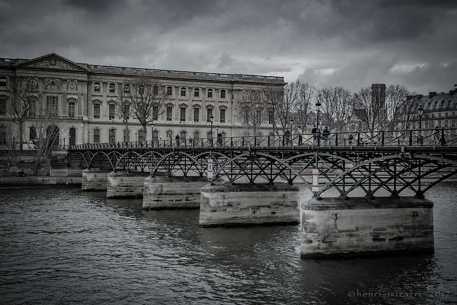Pont des Arts Paris Photograph by Henri Irizarri
