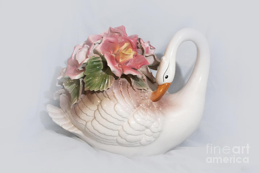 Porcelain Swan with Roses Photograph by Linda Phelps