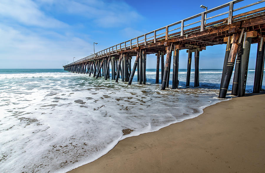 Port Hueneme Fishing Pier Photograph by R Scott Duncan