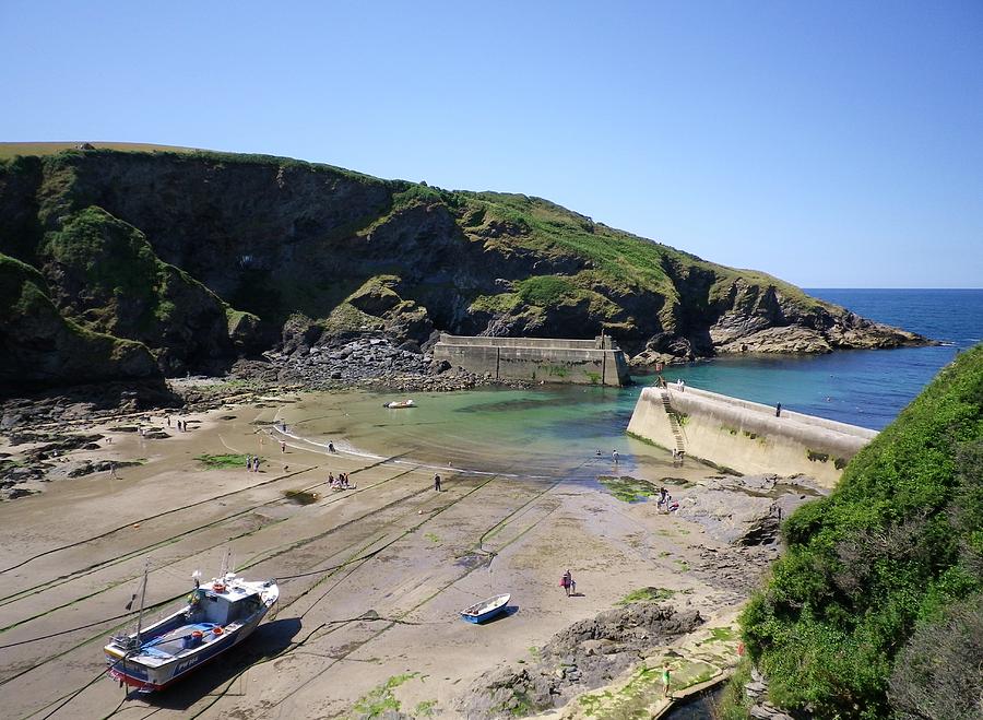 Port Isaac Harbour Photograph by Richard Brookes