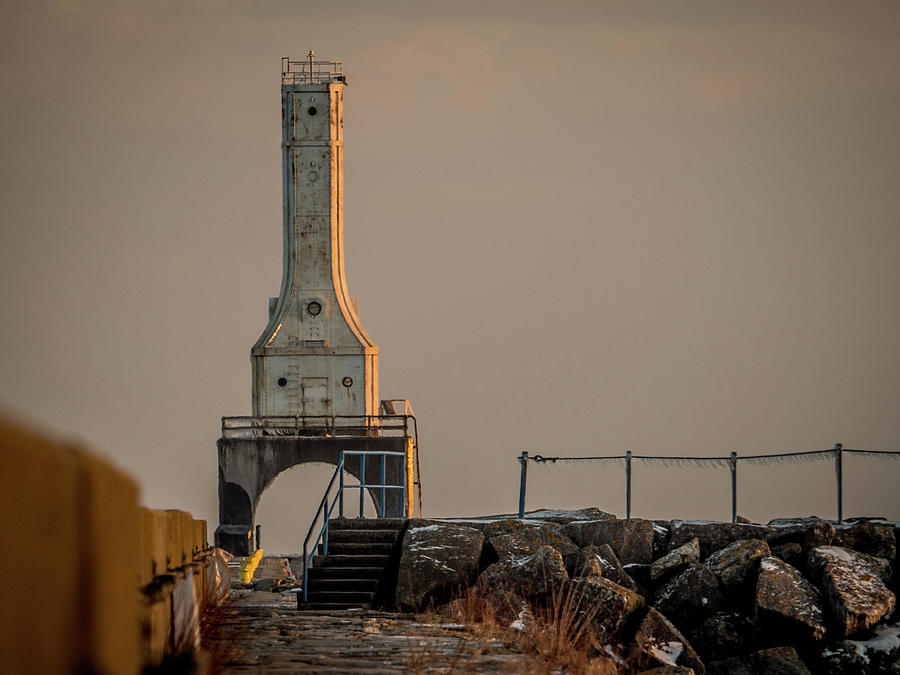 Port Washington Lighthouse at Sunset Photograph by Kristine Hinrichs