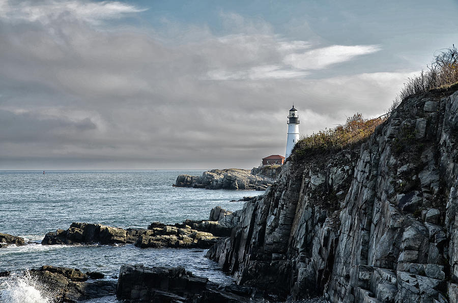 Portland Head Lighthouse - Cape Elizabeth Maine Photograph by Bill Cannon