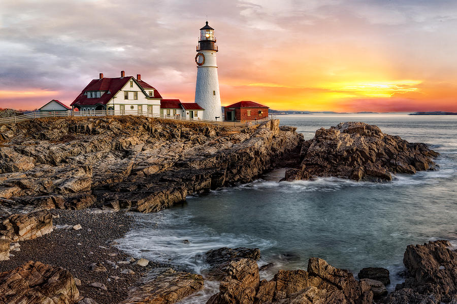 Portland Lighthouse Sunrise Photograph by Susan Candelario