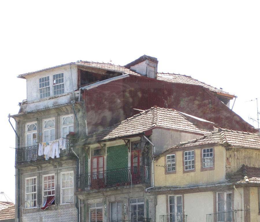 Porto Vintage Building Photograph by John Shiron