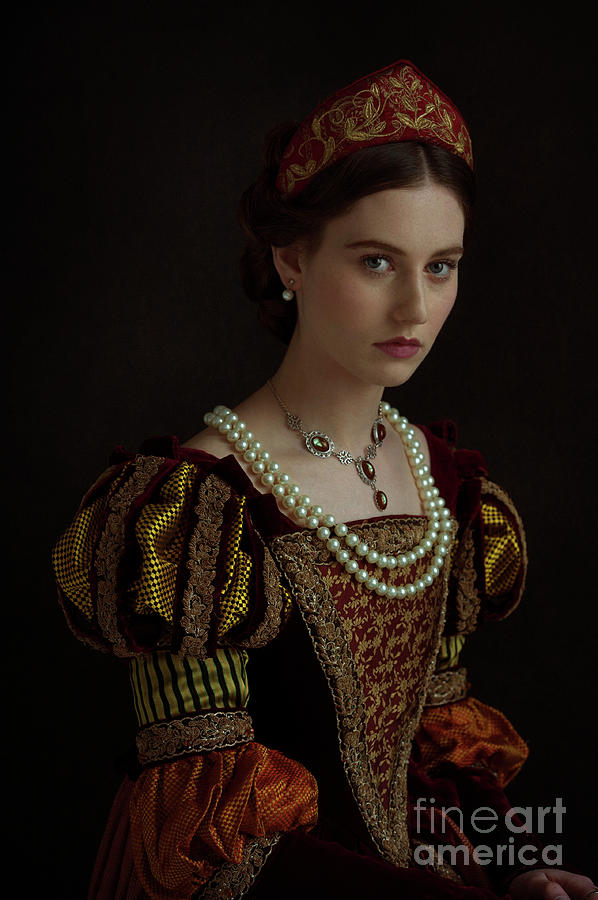 portrait of a Tudor woman Photograph by Lee Avison