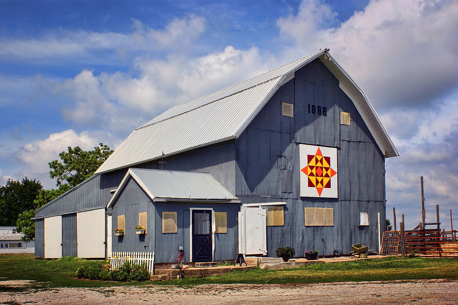 Prairie Sunrise - Quilt Barn - Nebraska Photograph by Nikolyn McDonald