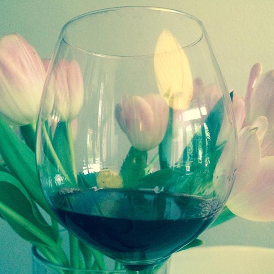 Pre Weekend Wine Photograph by Hilde Bussink