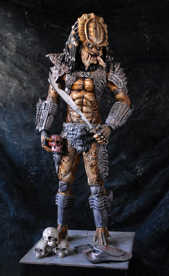 Predator Sculpture - Predator Movie Prop by Craig Incardone