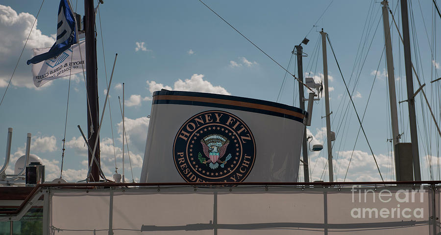 Presidential Seal Photograph by Dale Powell