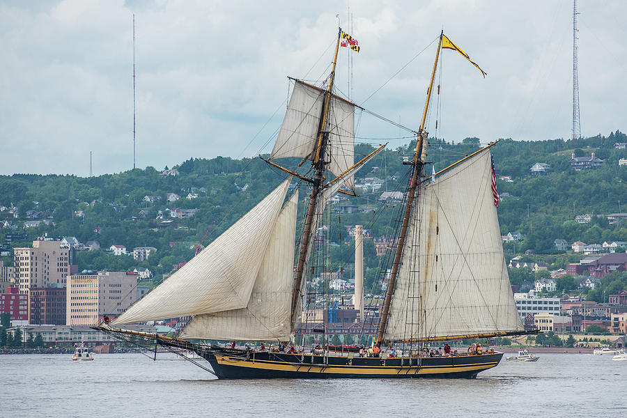 Pride of Baltimore II Photograph by Paul Freidlund