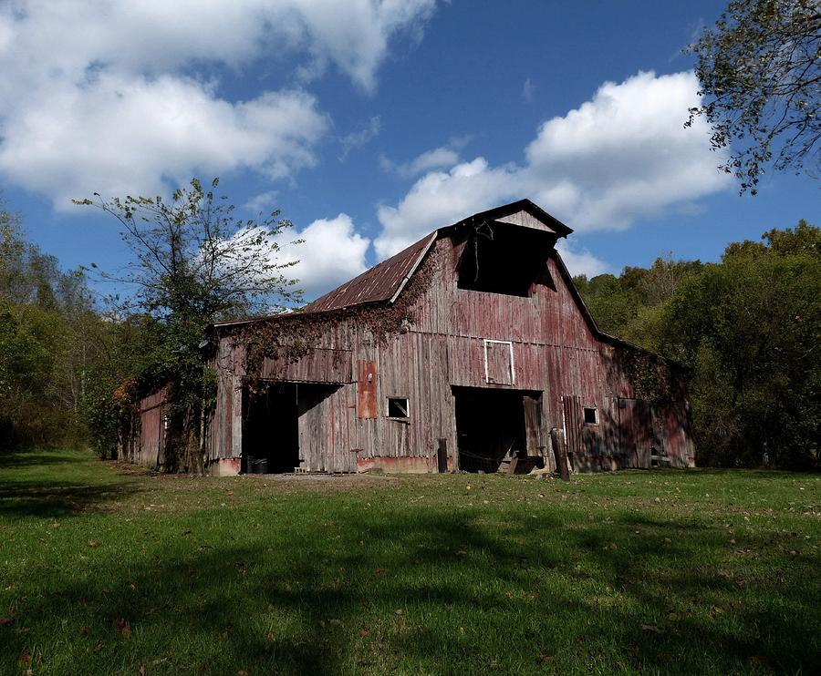 Proctor Barn Photograph by Theresa Asher | Fine Art America