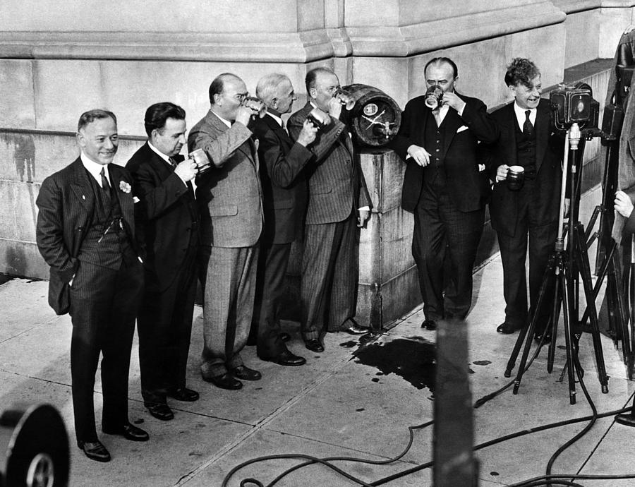Beer Photograph - Prohibition Wet Congressmen Drinking by Everett