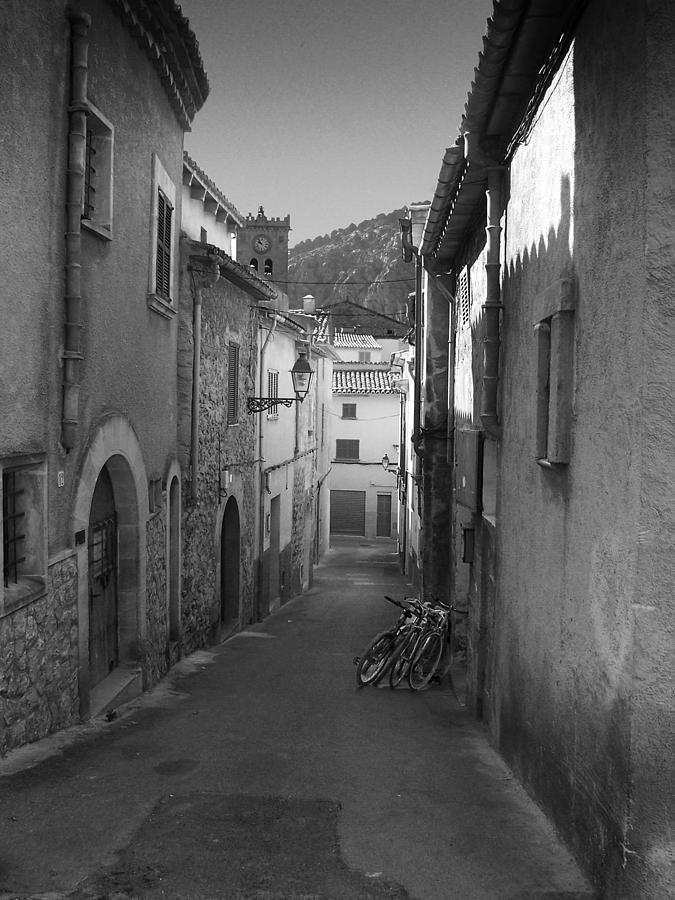 Puerto Pollensa Old Town Photograph by Steven Mungur - Pixels