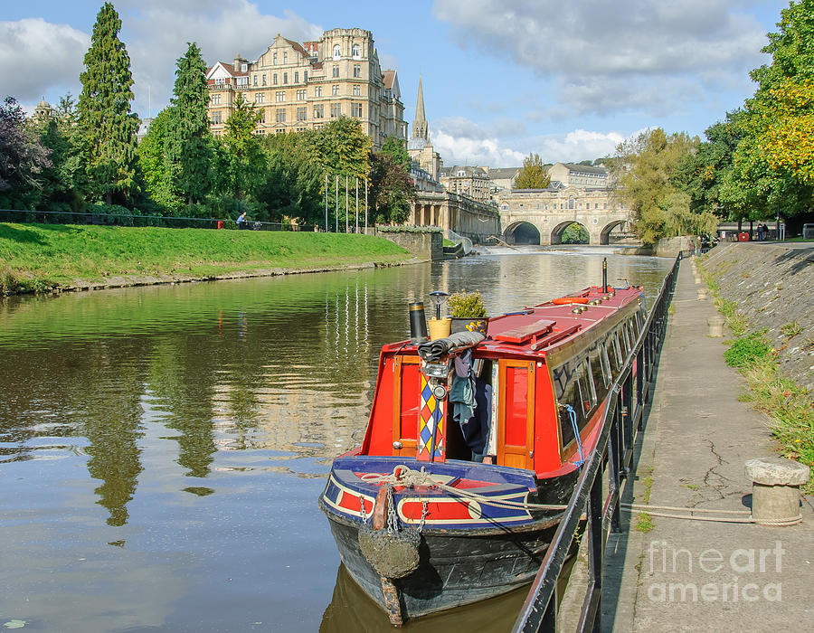 Pulteney Bridge and River Avon Photograph by Colin Rayner