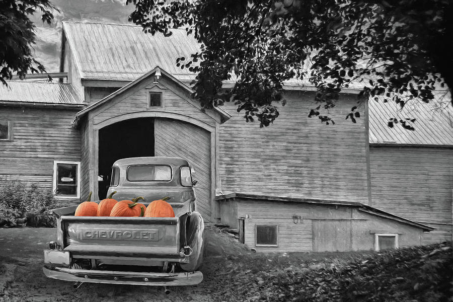Pumpkin Truck Photograph by Lori Deiter
