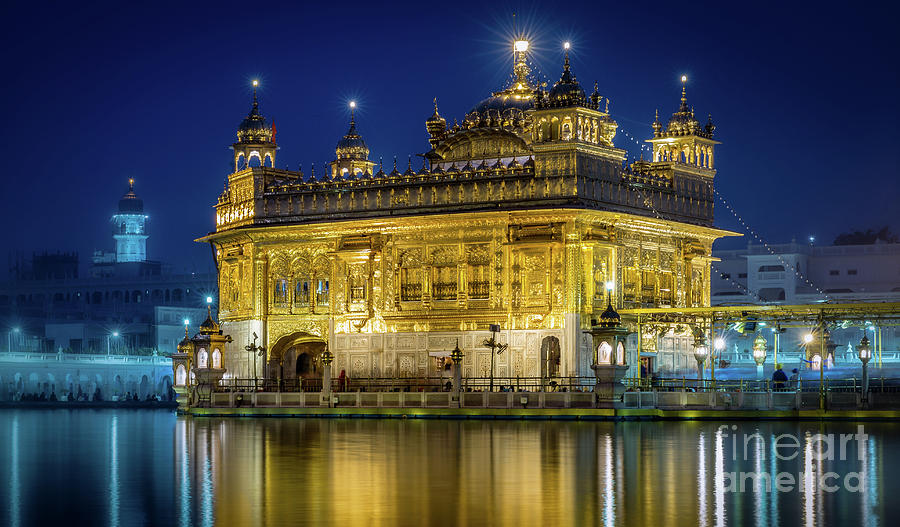 A glimpse of Golden Temple - Amritsar - India Tourism Guide & Travel News