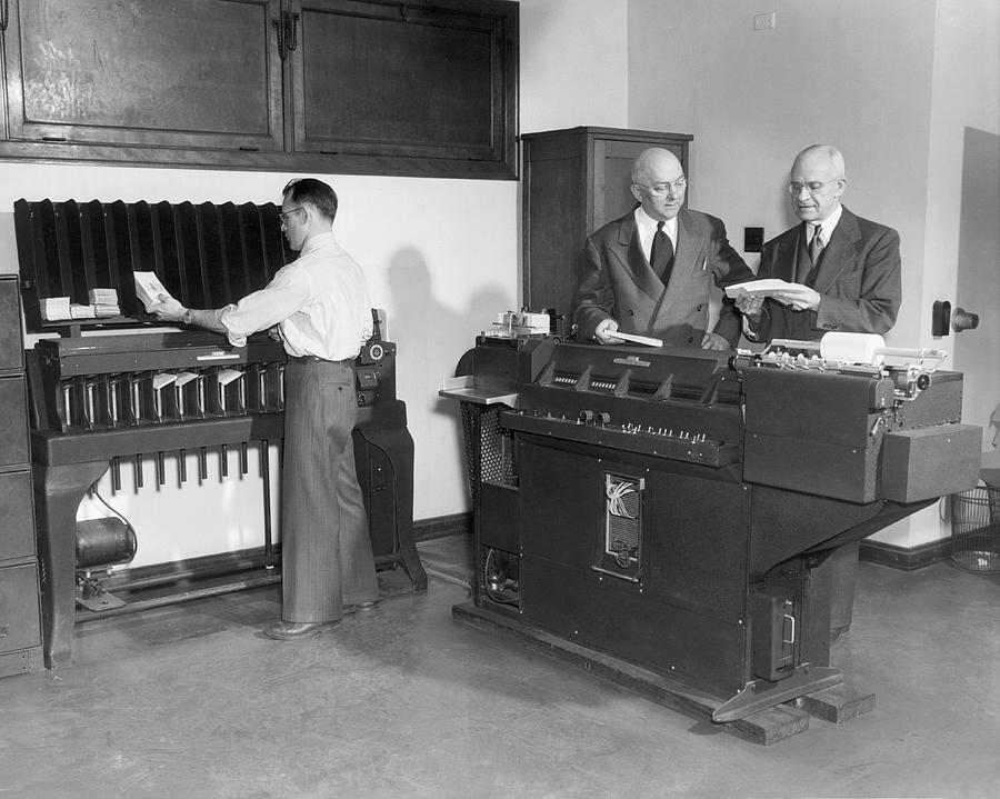 Punch Card Machines Photograph by Underwood Archives - Fine Art America