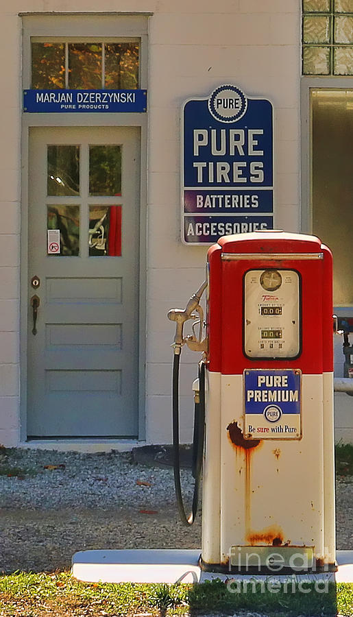 Pure Oil Gas Station Pump  2240 Photograph by Jack Schultz
