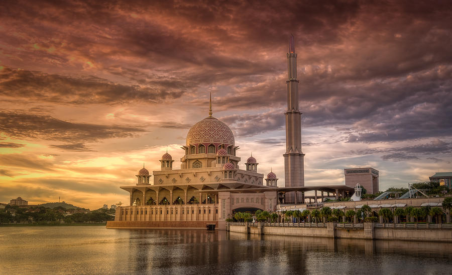 Putrajaya Beauty At Dusk Photograph by Kumar Annamalai - Fine Art America