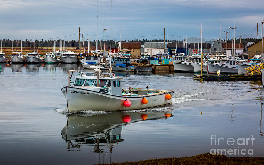 Boat Photograph - Putting her away for the night by Roger Monahan