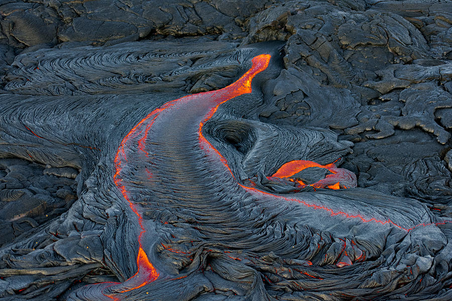 Kilauea Photograph - Puu Oo V by Don Mitchell