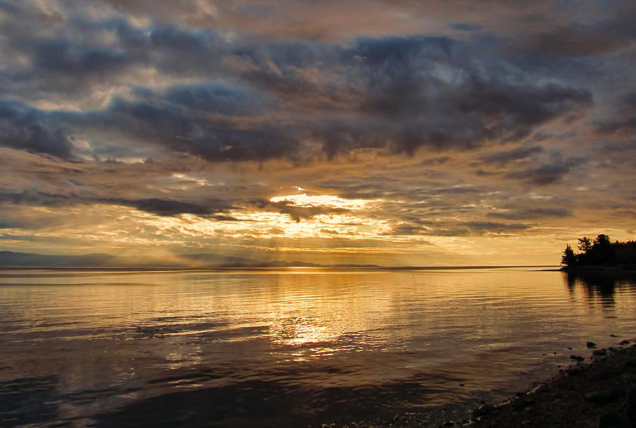 Qualicum Bay Sunset Photograph by Wayne Enslow