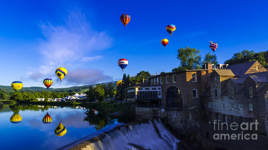 Quechee Balloon Festival Photograph by New England Photography