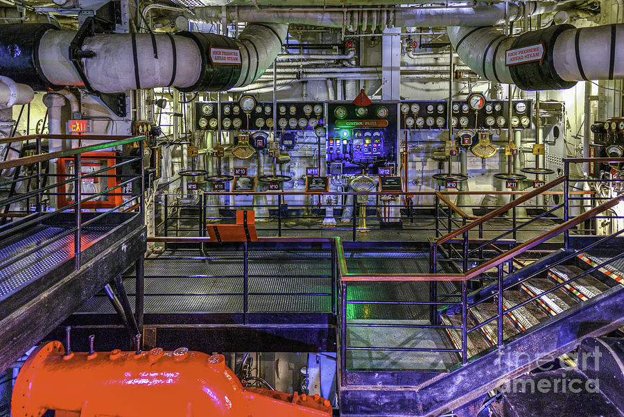 Queen Mary Engine Room 2 Photograph by David Zanzinger