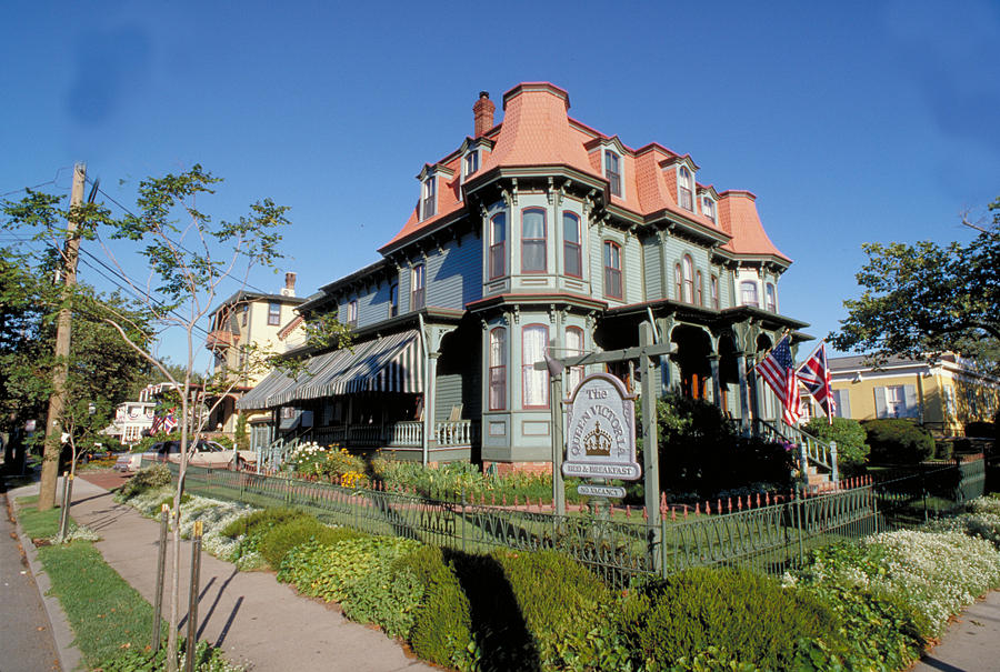 Ron Eckert's Photograph of the Queen Victoria House