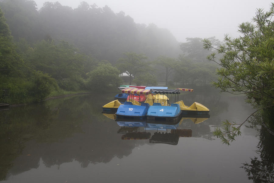 Quiet Boats Photograph by Masami Iida