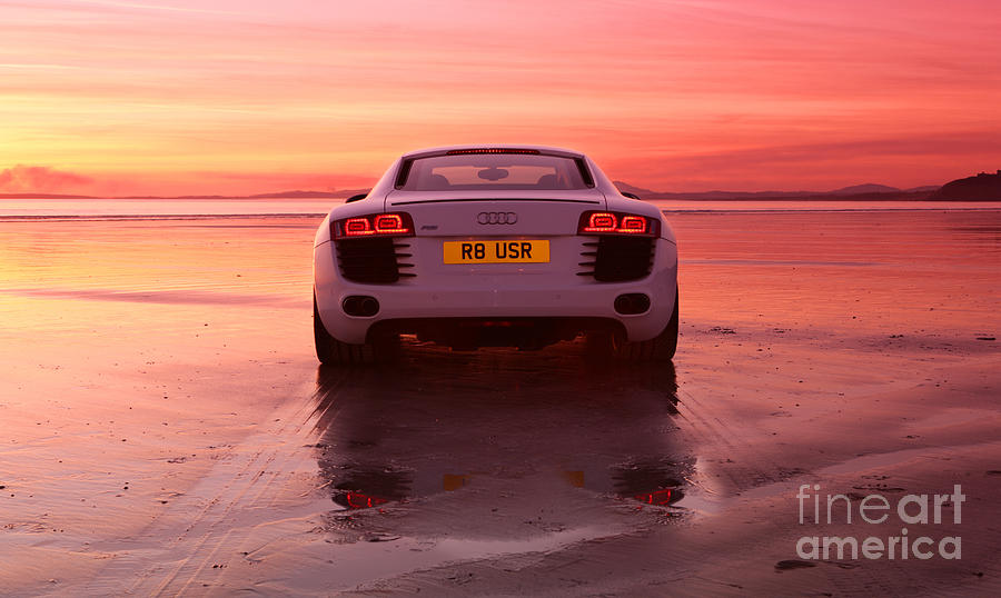 R8 On The Beach Photograph By Rory Trappe