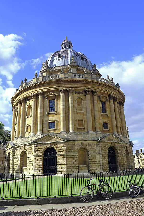 Radcliffe Camera Photograph by Tony Murtagh